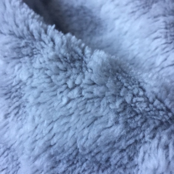 Meet your Posher, Talia - Picture 1 of 1